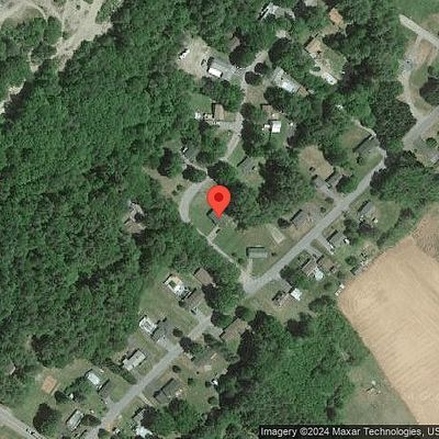 8 Rebecca St, Norridgewock, ME 04957