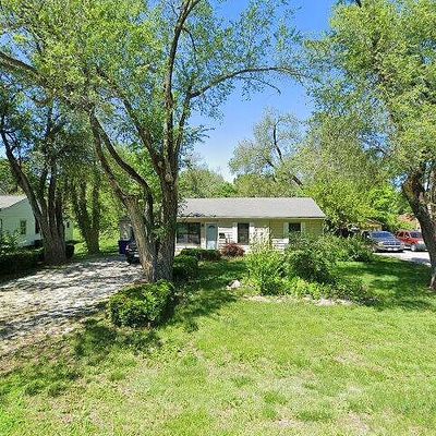 1006 Duck Rd, Grandview, MO 64030