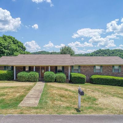 101 Livesay Cir, Rogersville, TN 37857