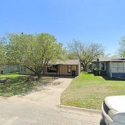 905 Euclid St, Cleburne, TX 76033