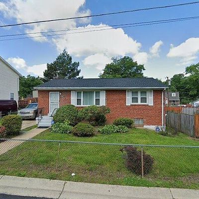 905 Jansen Ave, Capitol Heights, MD 20743