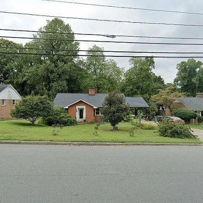 911 Churchill Dr, Gastonia, NC 28054