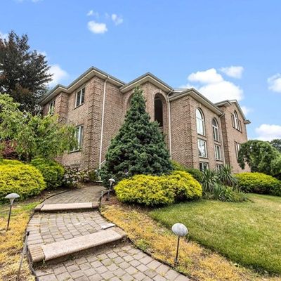 92 Irving Ave, Englewood Cliffs, NJ 07632