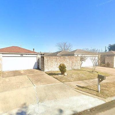 9206 Homeland Dr, Houston, TX 77083