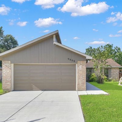 9808 Wren Ct, Conroe, TX 77385