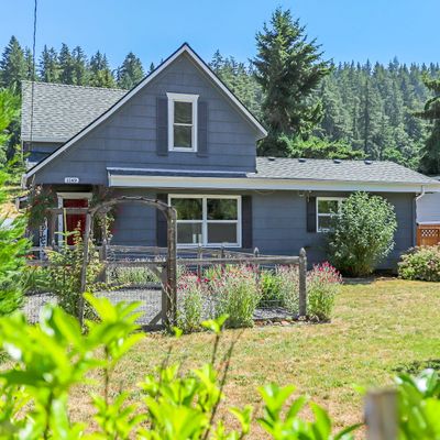 1149 S Water St, Silverton, OR 97381