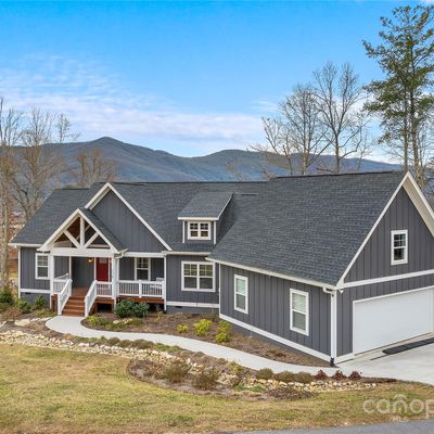 116 Whispering Wind Dr, Black Mountain, NC 28711