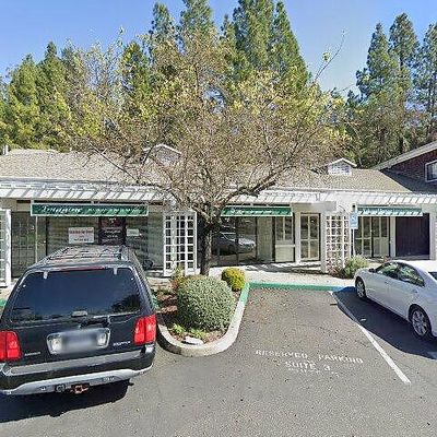 105 Alice St, Santa Rosa, CA 95409