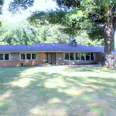 1582 Greenhill Rd, Mount Airy, NC 27030