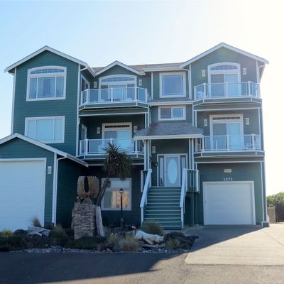 1273 E Ocean Shores Blvd Sw, Ocean Shores, WA 98569