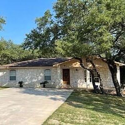 1285 Canyon Bnd, Canyon Lake, TX 78133