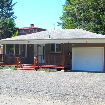 1329 S Forrest St, Westport, WA 98595