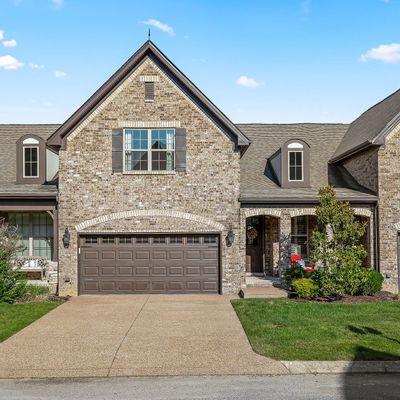 182 Village Cir, Lebanon, TN 37087