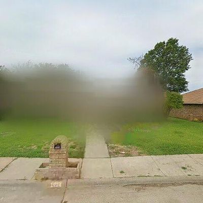 1924 Maxwell Dr, Lewisville, TX 75077