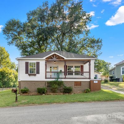 17 2 Nd St, Cramerton, NC 28032