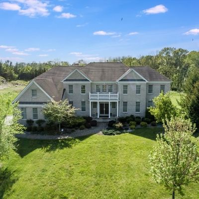 17 Chapel Hill Ct, Sparta, NJ 07871