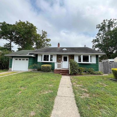 219 W Glencove Ave, Northfield, NJ 08225