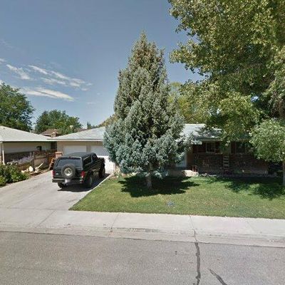 2209 Cambridge St, Montrose, CO 81401