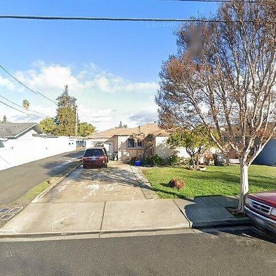 242 Blossom Way, Hayward, CA 94541