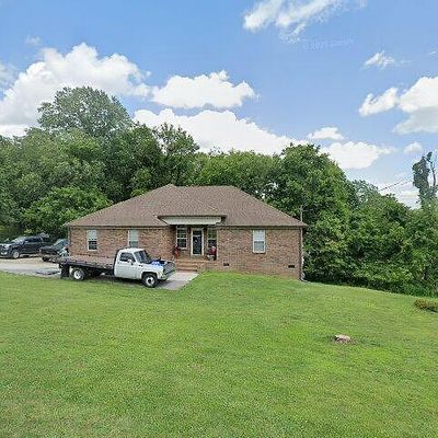 201 Crestview Dr, Lewisburg, TN 37091