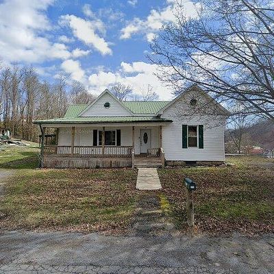 208 Prospect Ave Nw, Coeburn, VA 24230