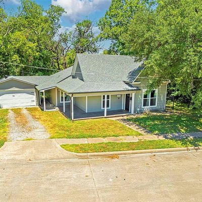 304 Gotcher St, Farmersville, TX 75442