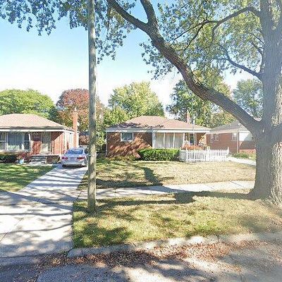 26536 Larchmont St, Saint Clair Shores, MI 48081