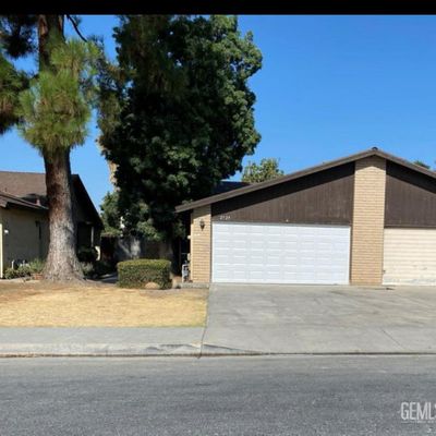 2729 Agate St, Bakersfield, CA 93304