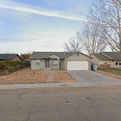 3216 E Park Ridge Dr, Nampa, ID 83687