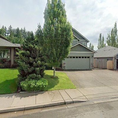 3313 Falcon Dr, Springfield, OR 97477