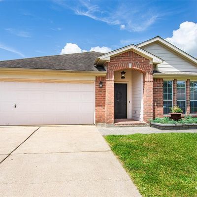 334 Brightfield Ln, Dickinson, TX 77539