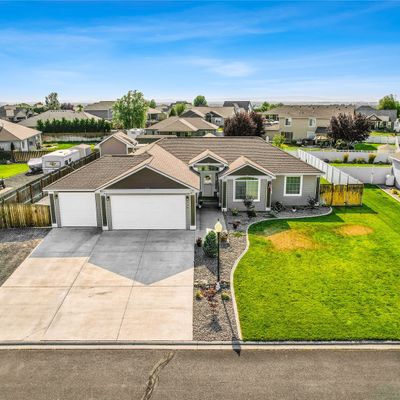 446 Dandero St Se, Moses Lake, WA 98837