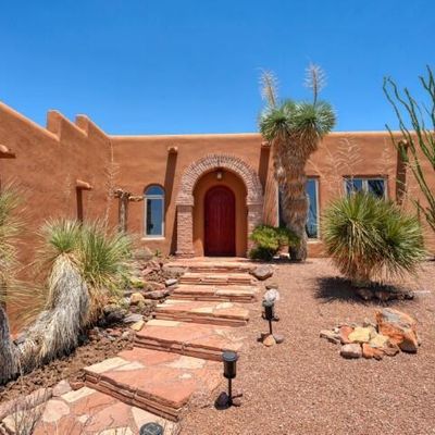 4945 John Muir Rd, Las Cruces, NM 88011