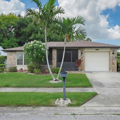 4068 104 Th Ave N, Clearwater, FL 33762