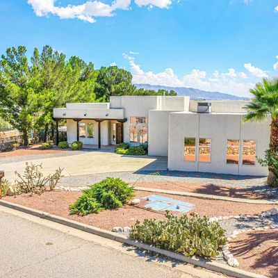 57 S Trevino Rd, Santa Teresa, NM 88008