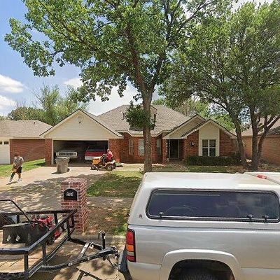 5703 87 Th St, Lubbock, TX 79424