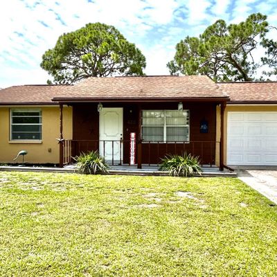 635 Lewis St, Englewood, FL 34223