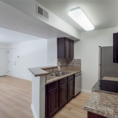 5158 S Jones Blvd #202, Las Vegas, NV 89118