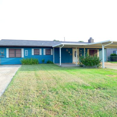 517 Gist Dr, Port Neches, TX 77651