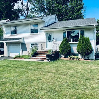 55 N Juliet St, Iselin, NJ 08830