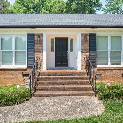 5511 Faulconbridge Rd, Charlotte, NC 28227