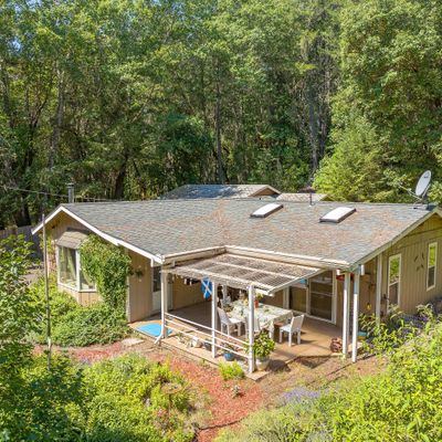 5520 Riverbanks Rd, Grants Pass, OR 97527