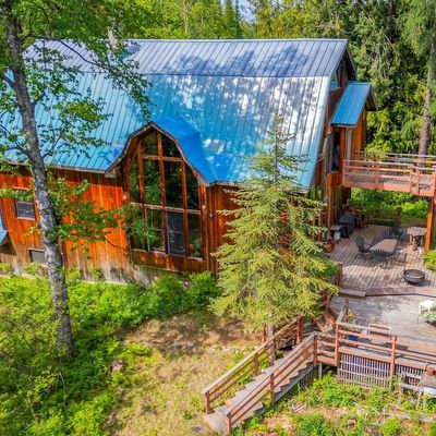 741 Porath Rd, Sandpoint, ID 83864