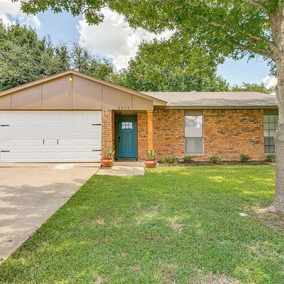 6913 Arborbrook Dr, North Richland Hills, TX 76182