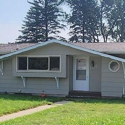 705 Verona Ave, Windom, MN 56101