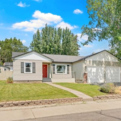 911 E 1 St Ave, Ellensburg, WA 98926