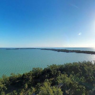 96 W Plz, Lower Matecumbe Key, FL 33036