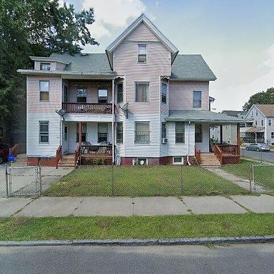 104 Dawes St #106, Springfield, MA 01109