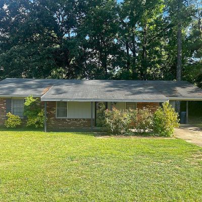 107 Carol Ave, Opelika, AL 36804