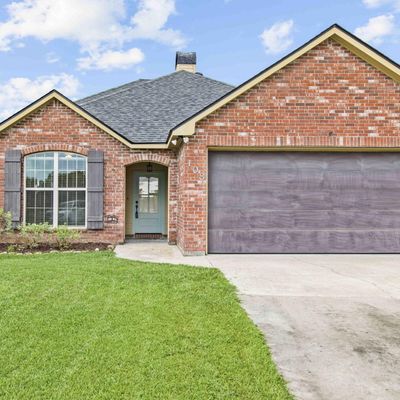 108 Cebby Ln, Youngsville, LA 70592